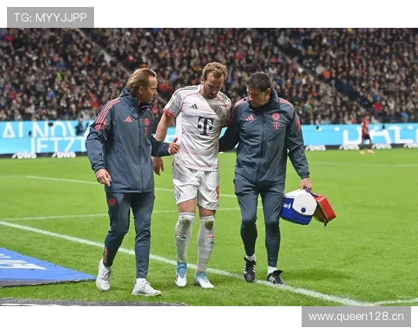 拜仁强强对话中表现波动,当前阶段是否面临实力下滑或战术调整影响赛季走势 拜仁强强对话中表现波动,当前阶段是否面临实力下滑或战术调整影响赛季走势