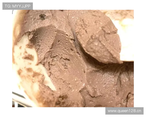 埃琳·安德森家的冰箱里塞满了蛋白粉，连冰淇淋都得排队等解冻